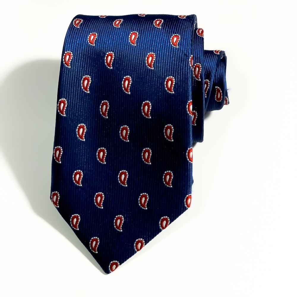 Club Room Patterned Red and Blue Paisley Neck Tie